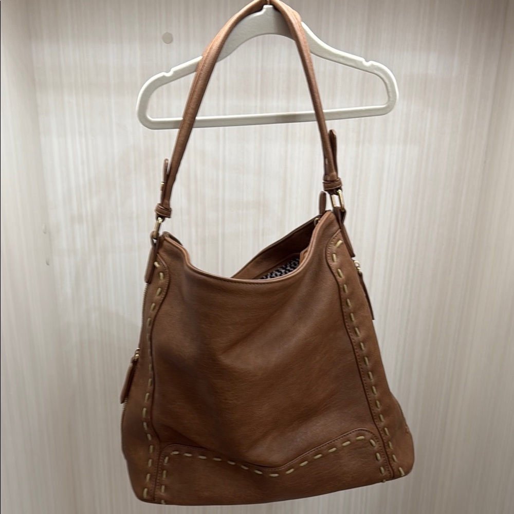 Elegant Brown Leather Shoulder Bag